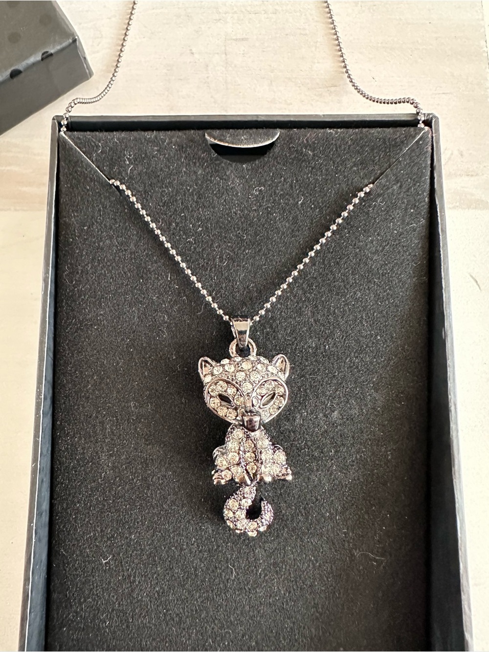 macy’s silver tone fox cat encrusted necklace